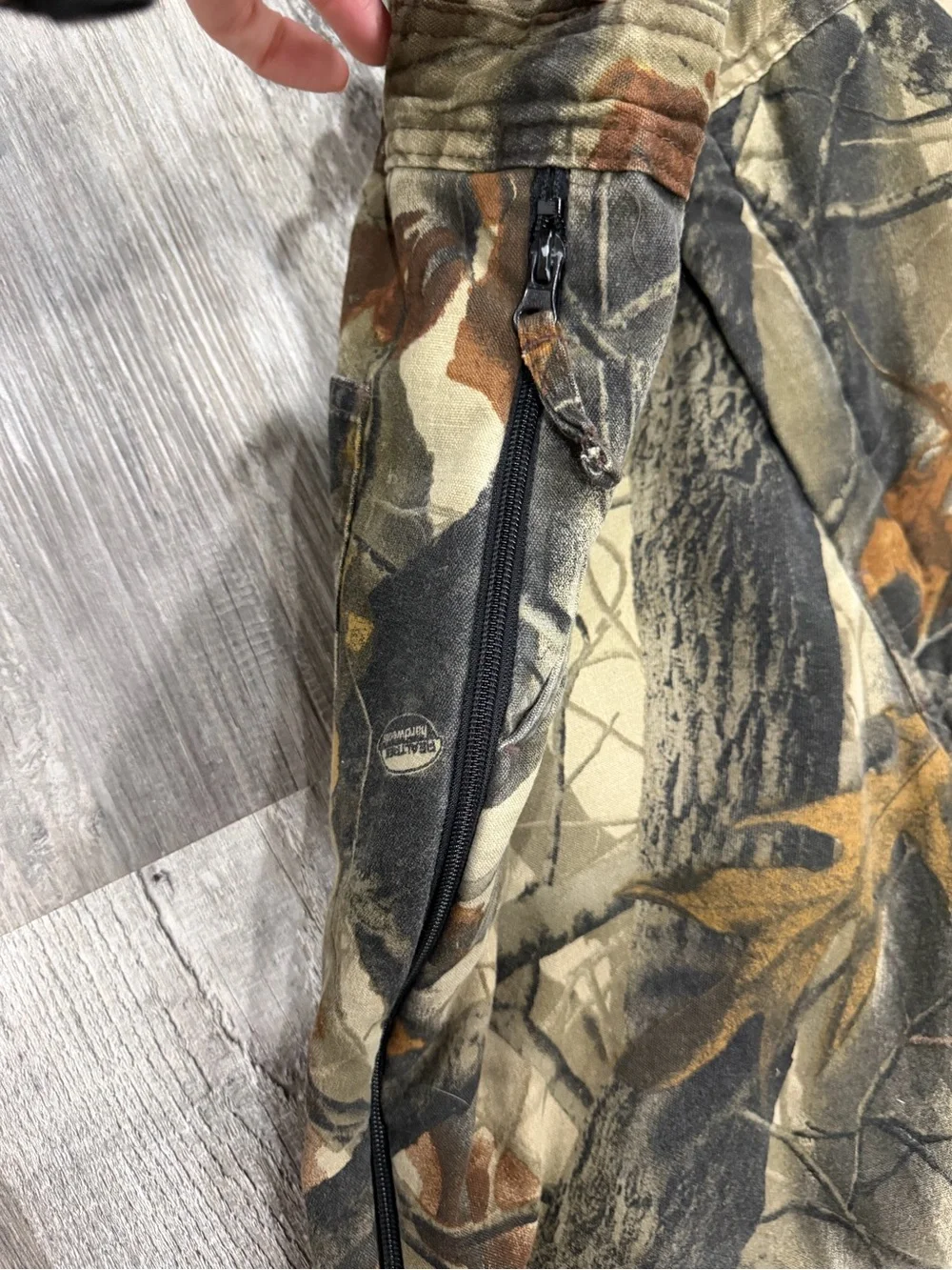 Youth Camo insulated Bib Overalls - size XL (18)